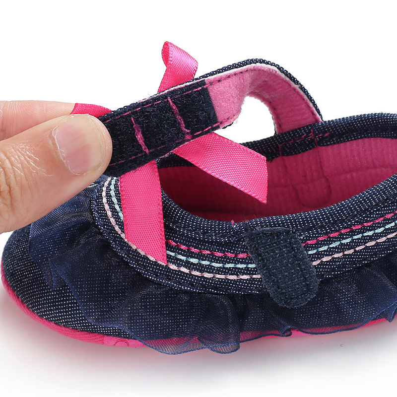 پاپوش دخترانه 11703 سایز 0 تا 18 ماه کد 33 مارک Carters